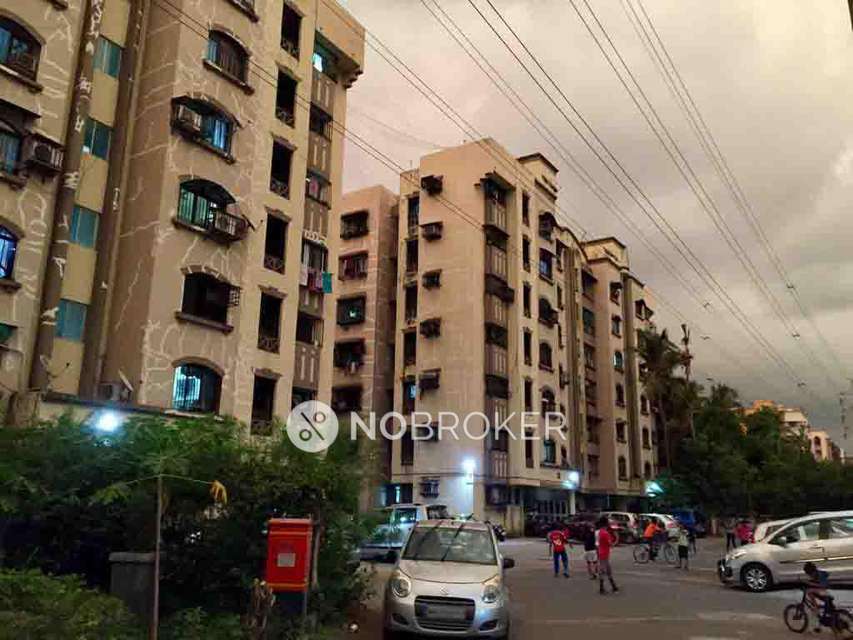 1 BHK Flat In Gokul Vihar Co-op Society  For Sale  In Kandivali East