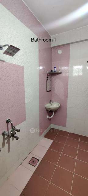 3 BHK Flat In Sai Aarthi Congate For Sale  In Ambikapathi Street