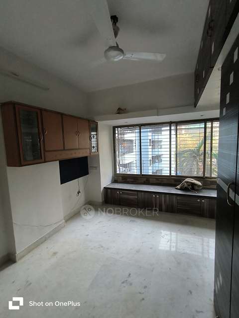 2 BHK Flat In Asha Nagar For Sale  In Mulund West