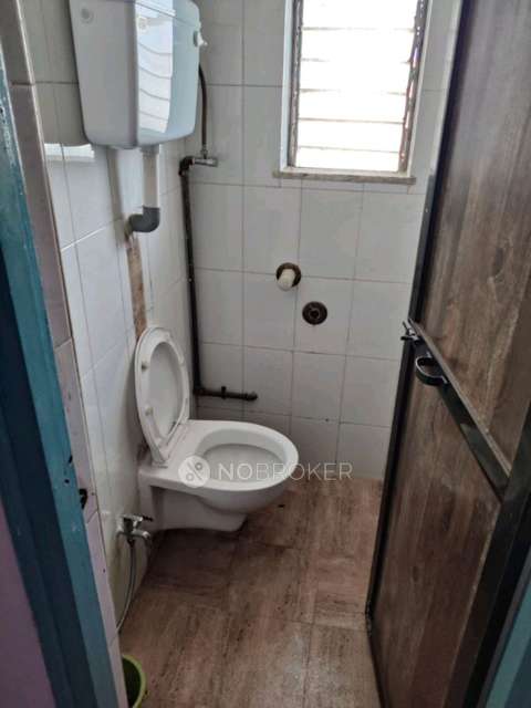 1 RK Flat In Ramlaxman Tower Chs Ltd For Sale  In Vashi