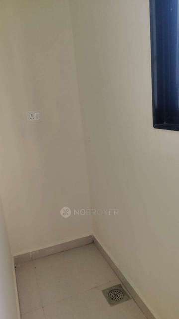 1 RK Flat In Standalone Building  for Rent  In Vadgaon Budruk