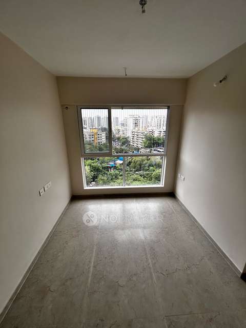 2 BHK Flat In Dosti Oro 67 For Sale  In Kandivali West