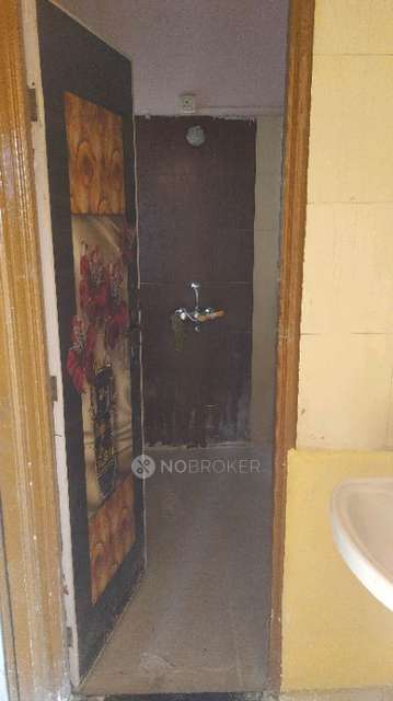 2 BHK Flat In Tiara Meadows for Rent  In Tiara Meadows Society