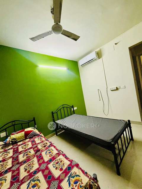 PG for Girls in Kelambakkam