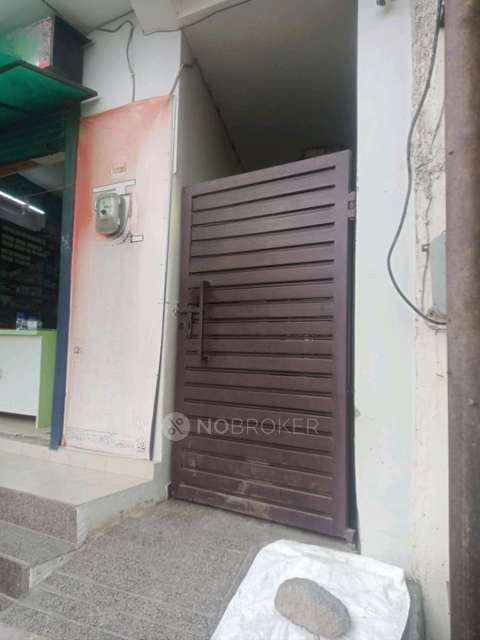 1 RK House for Rent  In Sector 52a