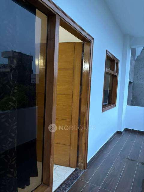 PG for Girls in Sector 122