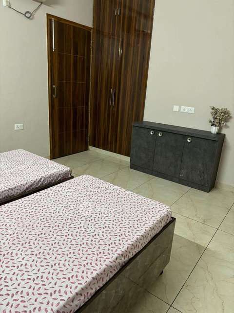 PG for Girls in Sector 122