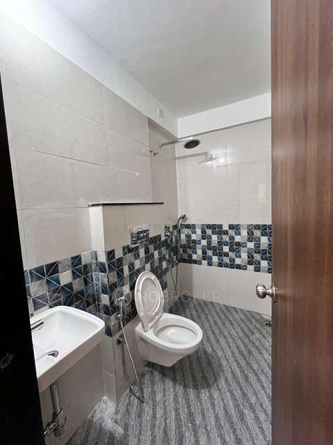 2 BHK Flat In Vardhaman Moonstone for Rent  In Tathwade