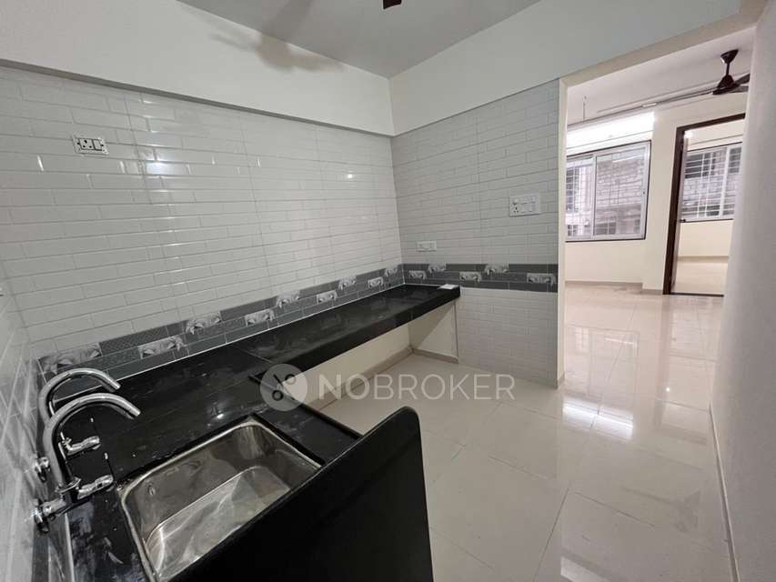 2 BHK Flat In Vardhaman Moonstone for Rent  In Tathwade