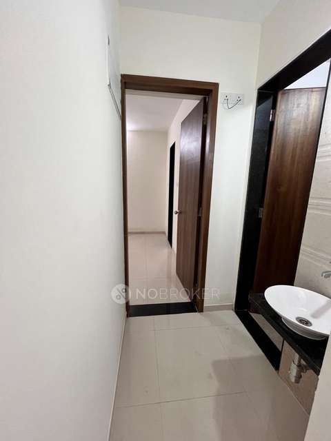 2 BHK Flat In Vardhaman Moonstone for Rent  In Tathwade