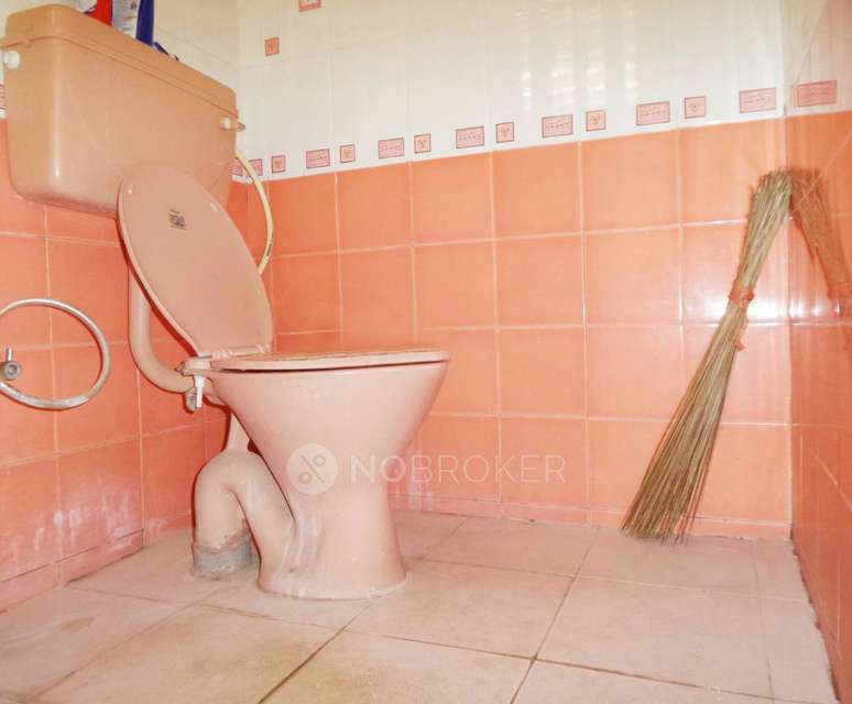 2 BHK Flat In Lakshmi Manor For Sale  In Gottigere