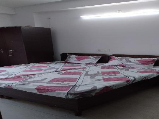 PG for Anyone in Sector 28