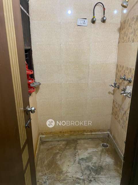 1 BHK Flat In Standalone  Building For Sale  In Mayapuri