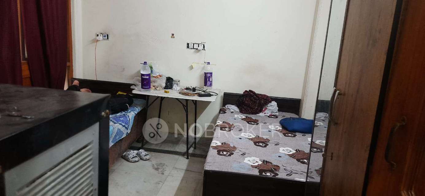 PG for Girls in Laxmi Nagar