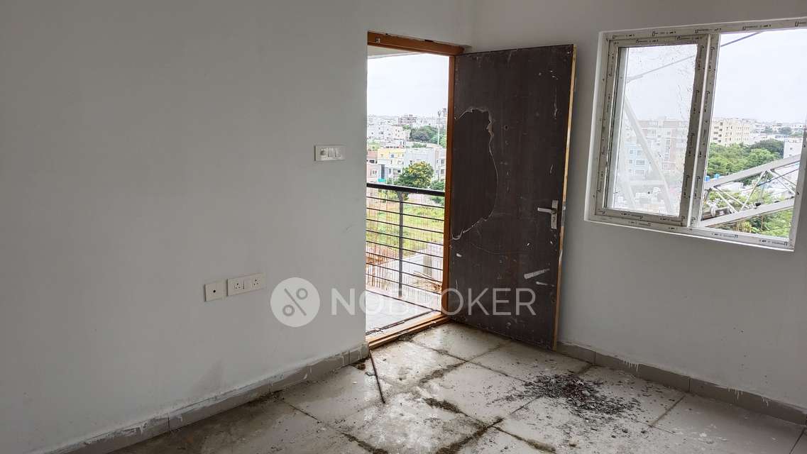 2 BHK Flat In Janapriya Sitara, Sainikpuri For Sale  In Kapra