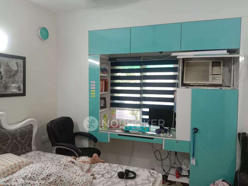 3 BHK Flat In Bhagya Laxmi Apartment For Sale  In Sector 9 Rohini