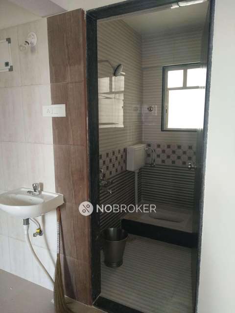 2 BHK Flat In Tanish Platinum For Sale  In Charholi Budruk