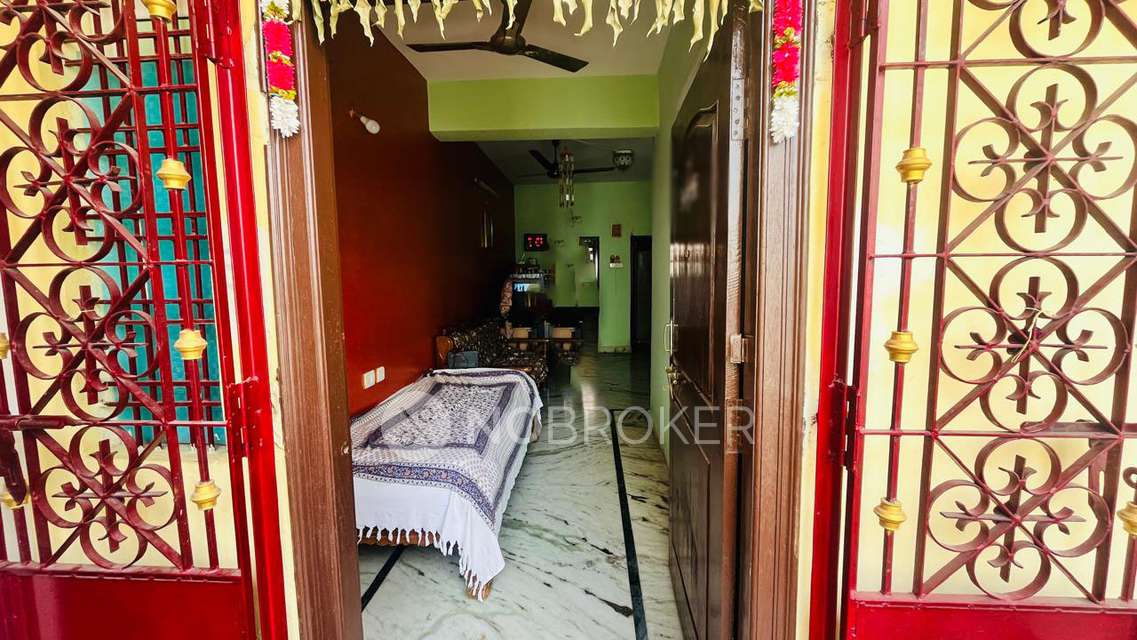 2 BHK Flat In Bandari Apartment  For Sale  In Kukatpally