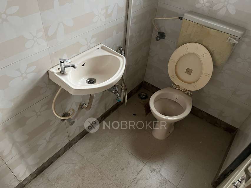 2 BHK Flat In Sahara Chs For Sale  In Taloja