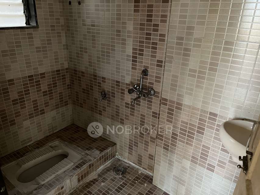 2 BHK Flat In Sahara Chs For Sale  In Taloja