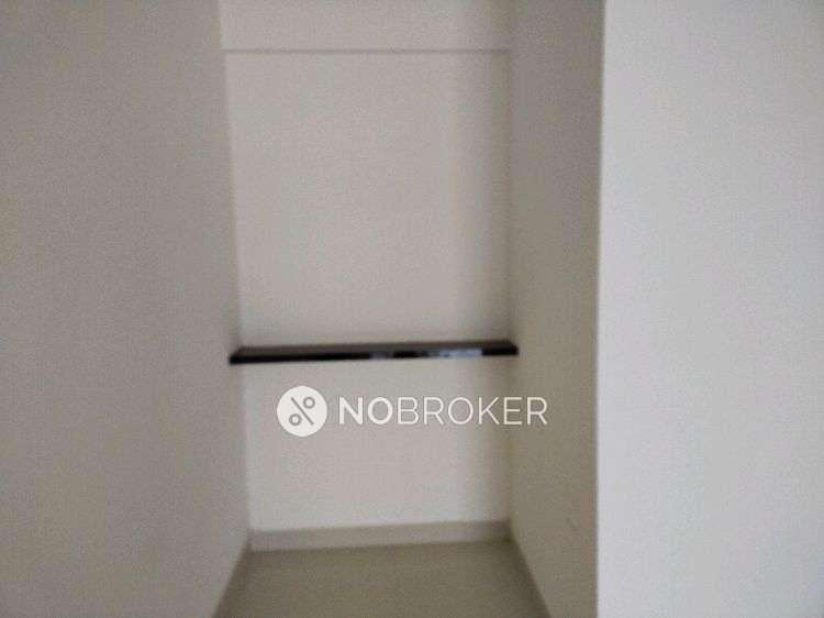 2 BHK Flat In Svamitva Emerald Square For Sale  In Bommasandra Industrial Area