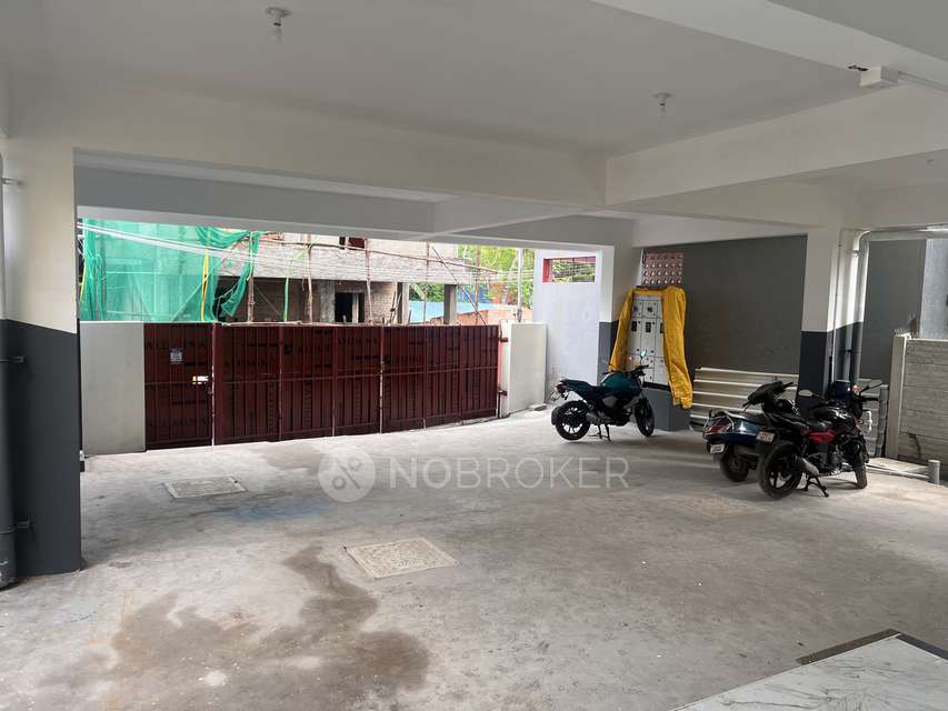 PG for Boys in Karapakkam