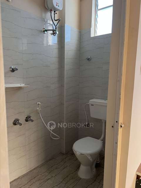 PG for Boys in Karapakkam