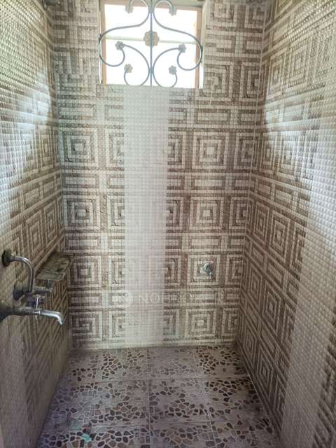 4+ BHK House For Sale  In Bellahalli