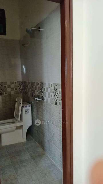 2 BHK Flat In Sai Nilayam For Sale  In Veeramani Biscuit Industries Pvt Ltd