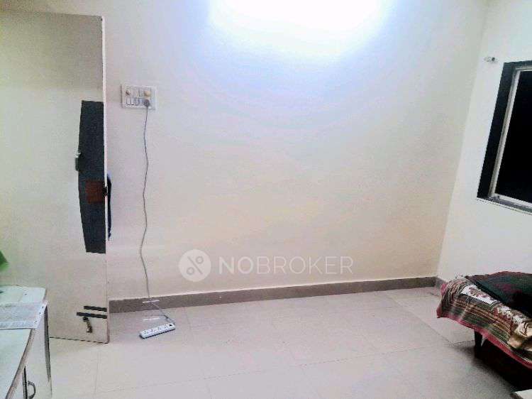 Single Room for Male In 1 BHK  In Majethia Chs In Kandivali West