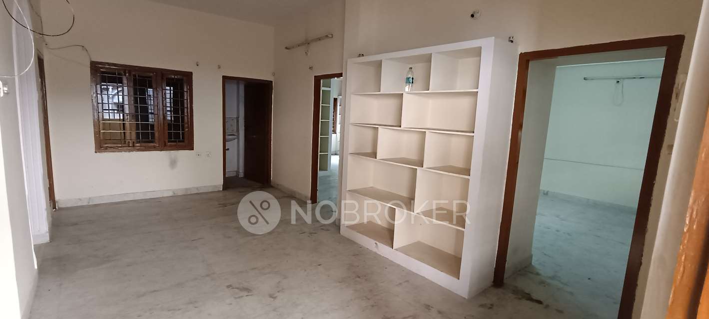 2 BHK Flat In Anushka Towers For Sale  In Lakdikapul