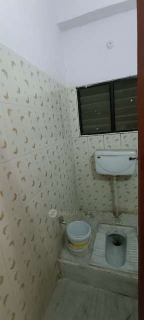 2 BHK Flat In Anushka Towers For Sale  In Lakdikapul