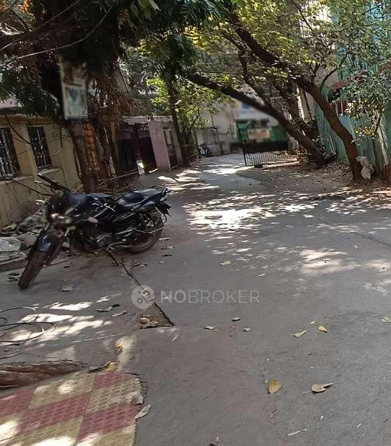 2 BHK Flat In Anushka Towers For Sale  In Lakdikapul