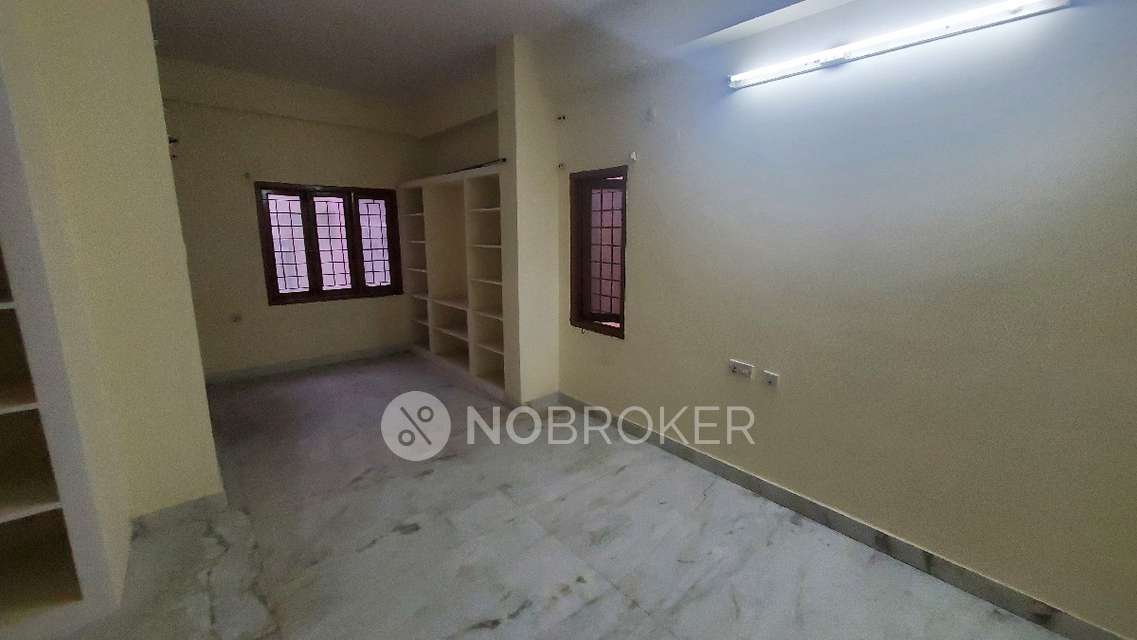 2 BHK Flat In Anushka Towers For Sale  In Lakdikapul