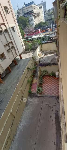 2 BHK Flat In Anushka Towers For Sale  In Lakdikapul