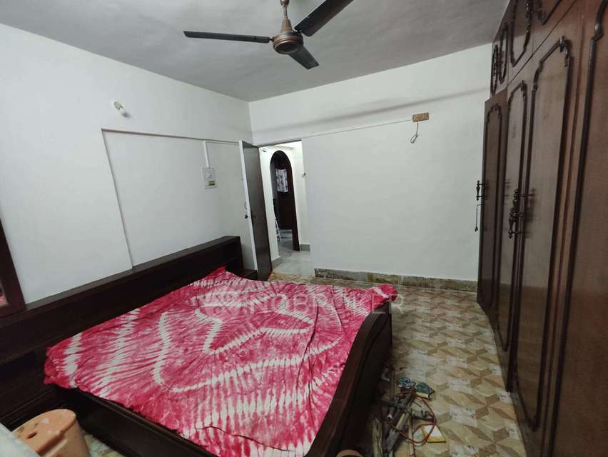 United Tower Malad West Rent WITHOUT BROKERAGE Fully furnished 2 BHK