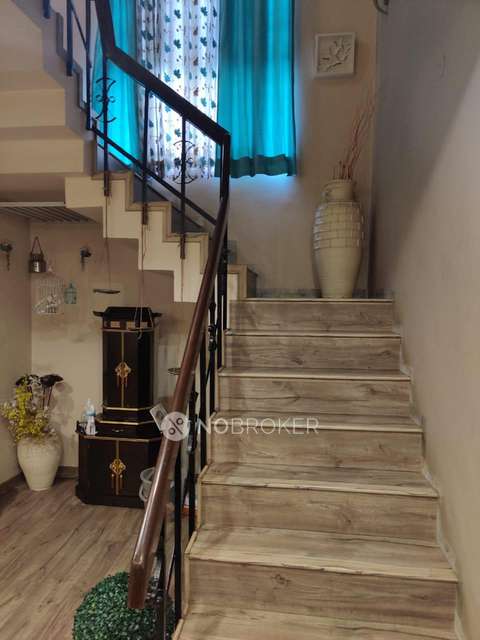 4+ BHK House For Sale  In Palam Vihar