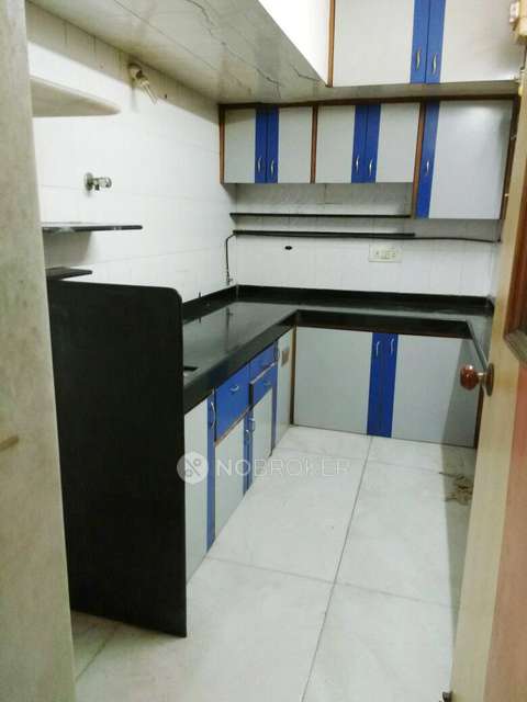 2 BHK Flat In Tulsi Vrinda Chs For Sale  In Borivali West