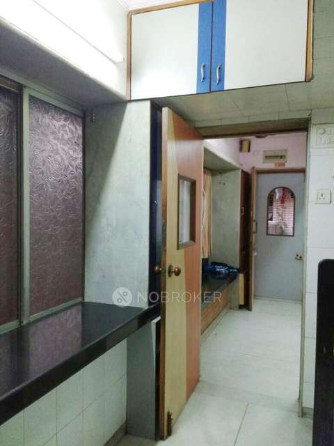 2 BHK Flat In Tulsi Vrinda Chs For Sale  In Borivali West