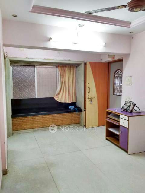 2 BHK Flat In Tulsi Vrinda Chs For Sale  In Borivali West