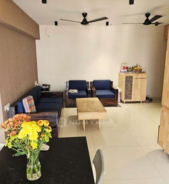 2 BHK Flat In Mayfair The View For Sale  In Vikhroli West