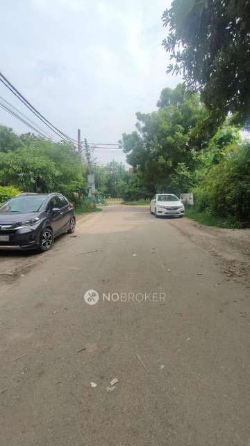 2 BHK Flat In Shree Ganesh Apartment For Sale  In Sector 3