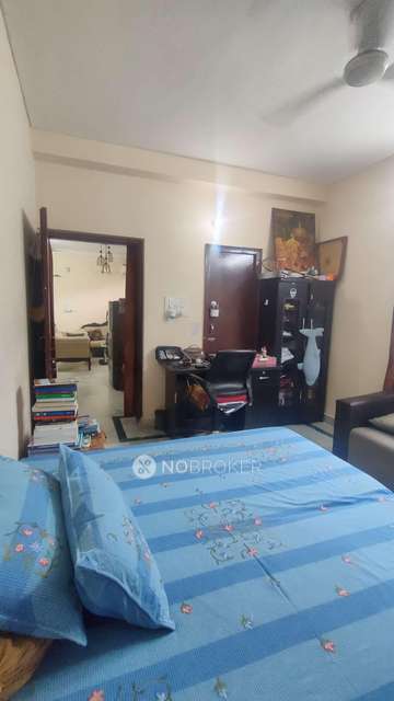 2 BHK Flat In Shree Ganesh Apartment For Sale  In Sector 3