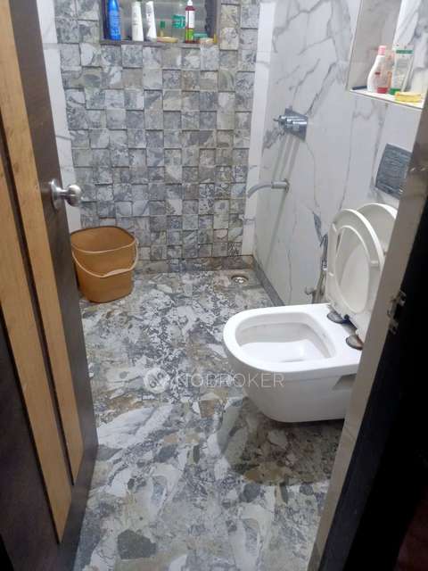 2 BHK Flat In Tharwani Asterdale For Sale  In Jhulelal Chowk Road