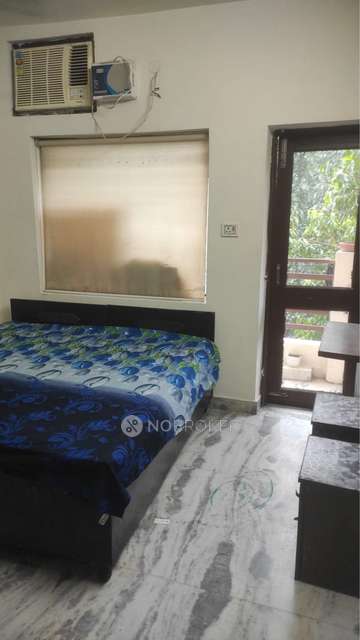 PG for Girls in Netaji Subhash Place