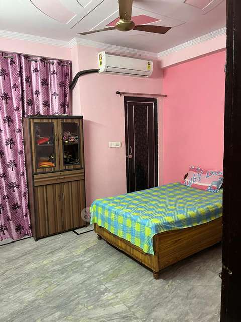 2 BHK Flat In Shri Ganesh Apartment for Rent  In Raj Nagar