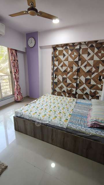 2 BHK Flat In Aditya Plaza  For Sale  In Thane East