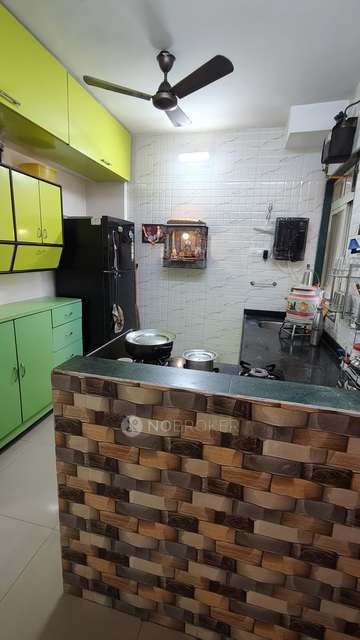 2 BHK Flat In Aditya Plaza  For Sale  In Thane East