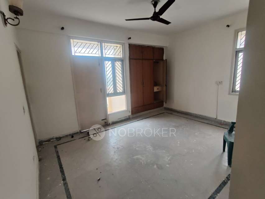 4 BHK Flat In Shubhkamna Apartments For Sale  In Sector 50