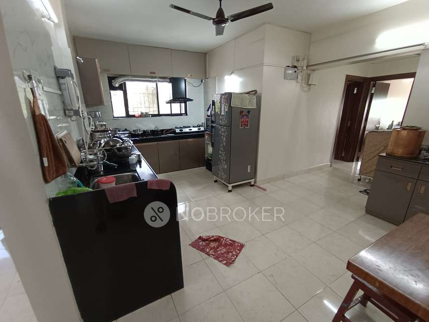 2 BHK Flat In Navrang Plaza For Sale  In Vishrantwadi